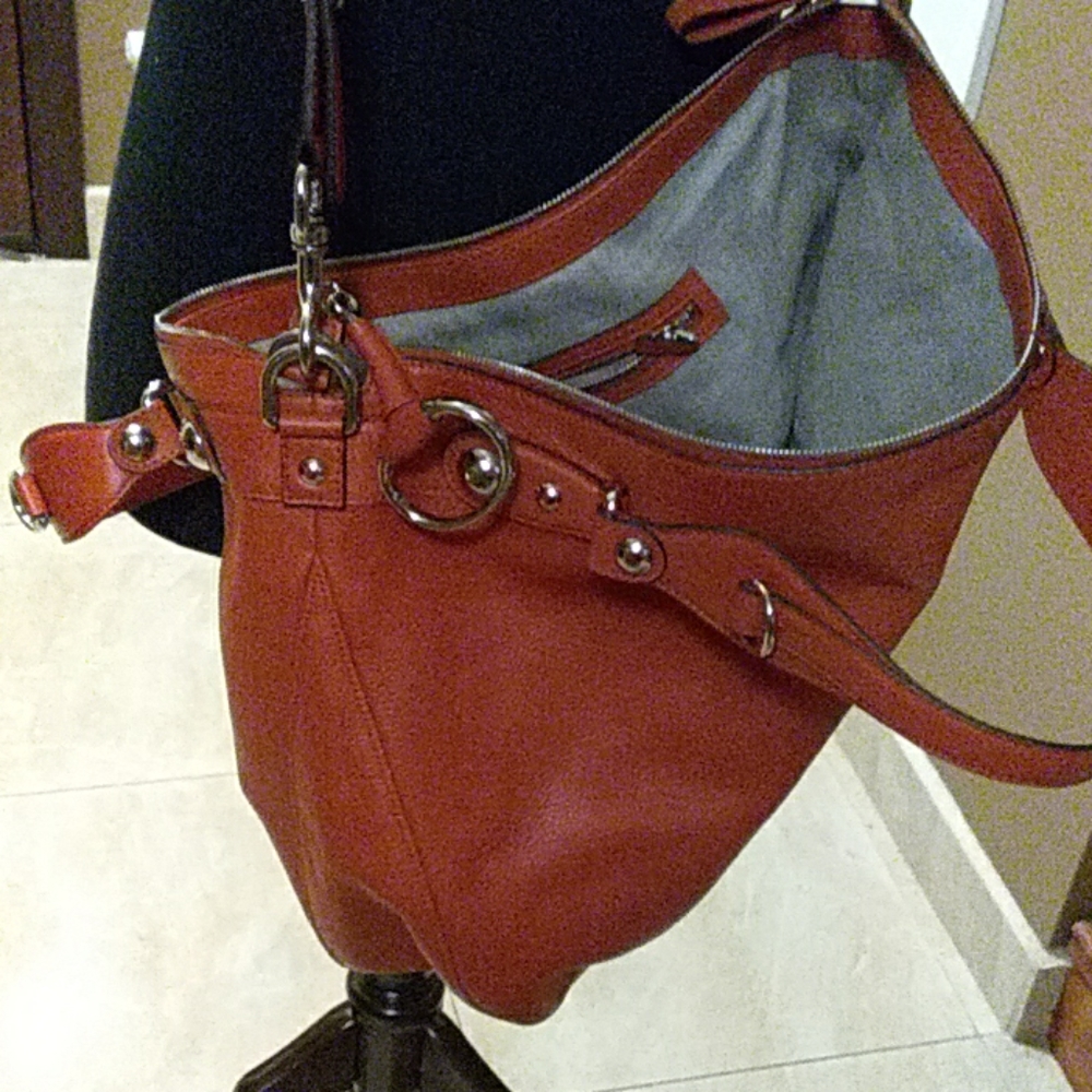 Purse - Picture 3 of 3